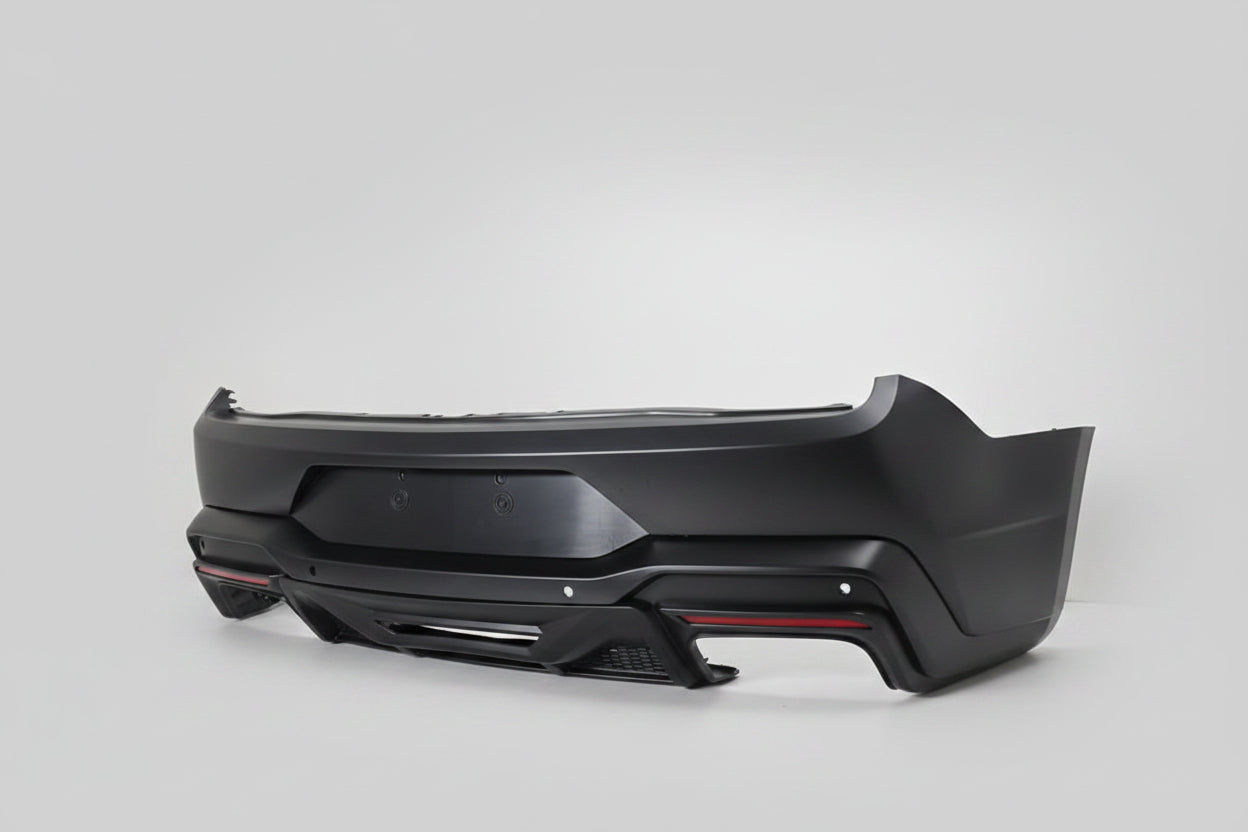Defensa Trasera Estilo Dark Horse para Ford Mustang 2015–2023