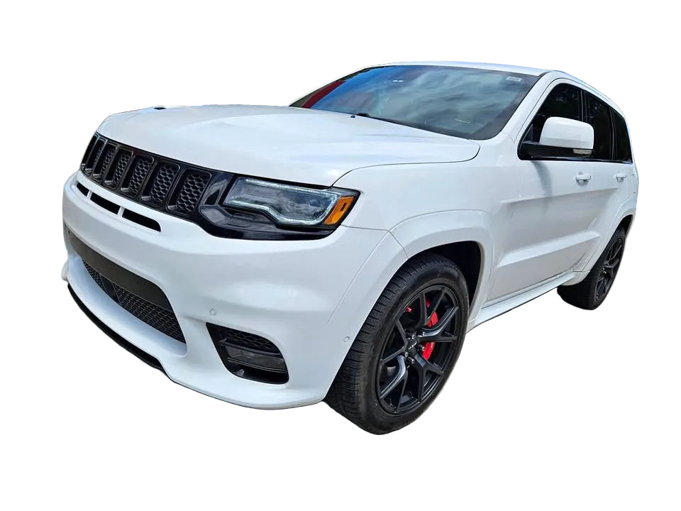 Vista adicional de Defensa Delantera Completa Estilo SRT para Jeep Grand Cherokee 2016–2021